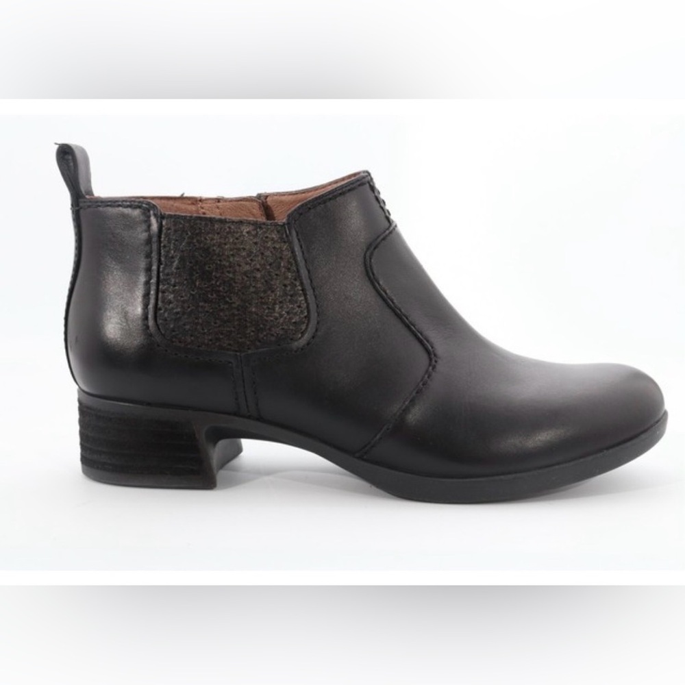 Dansko Lola Black Leather Ankle Boots / Booties